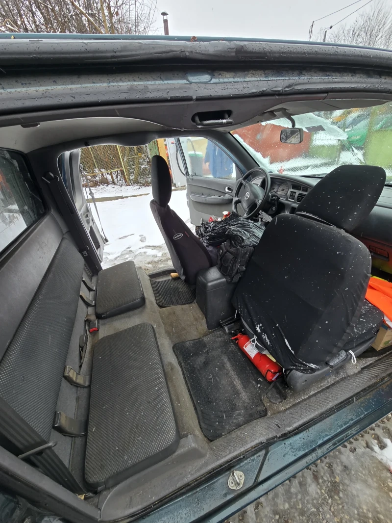 Mazda B2500 2.5 Diesel, снимка 11 - Автомобили и джипове - 52024879