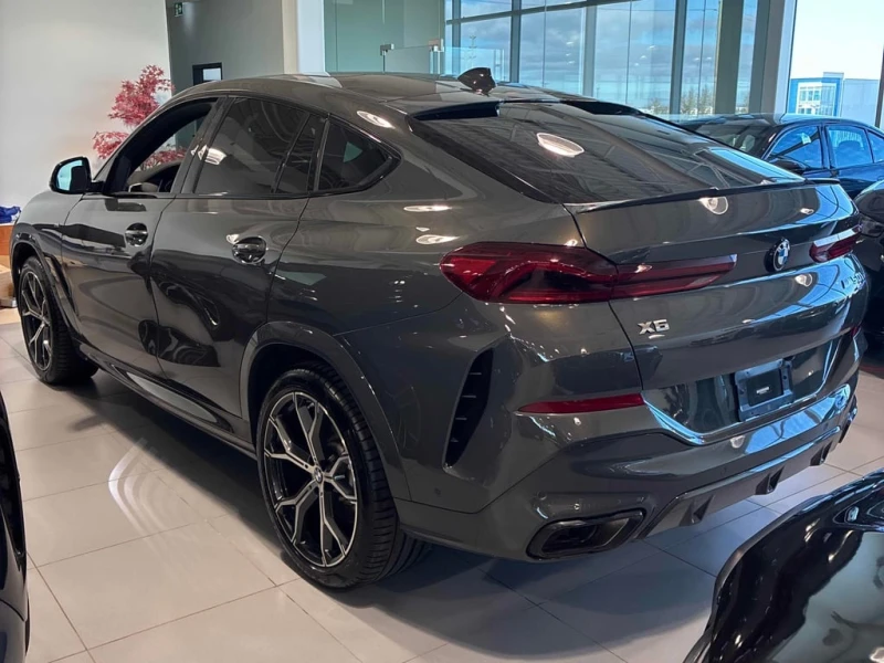 BMW X6 * M50i * CARFAX * БЕЗ ПЪРВОНАЧАЛНА ВНОСКА, снимка 2 - Автомобили и джипове - 53092020