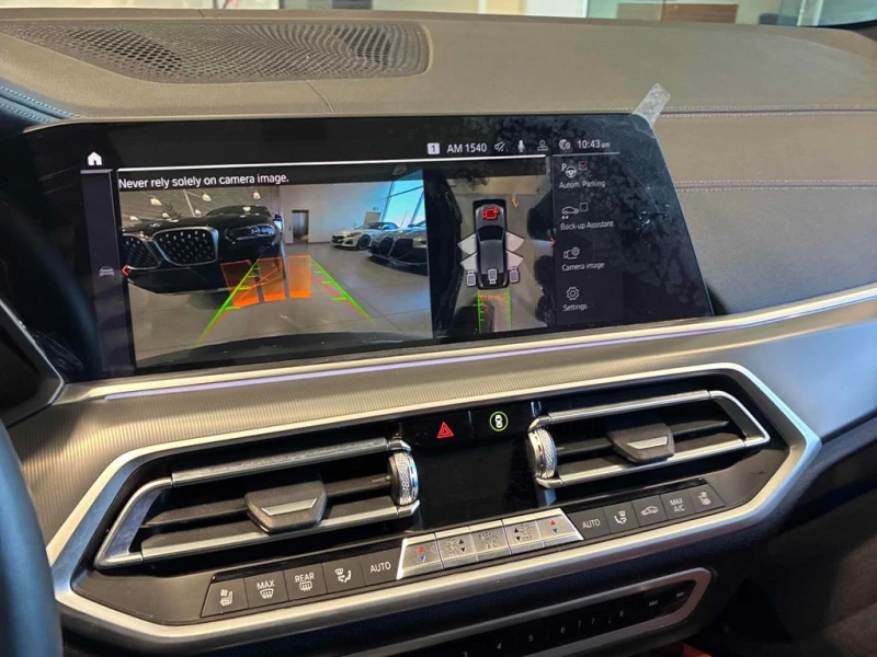 BMW X6 * M50i * CARFAX * БЕЗ ПЪРВОНАЧАЛНА ВНОСКА, снимка 16 - Автомобили и джипове - 53092020