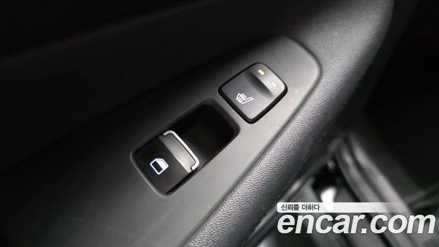 Hyundai Santa fe 2.2 2WD| КАМЕРА| DISTRONIC| ОБДУХ| ПОДГРЕВ, снимка 14 - Автомобили и джипове - 55815791