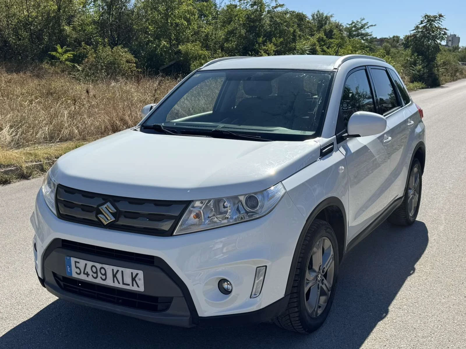 Suzuki Vitara * AllGrip* 1.6i * 120кс. * 4x4* Дистроник* , снимка 1