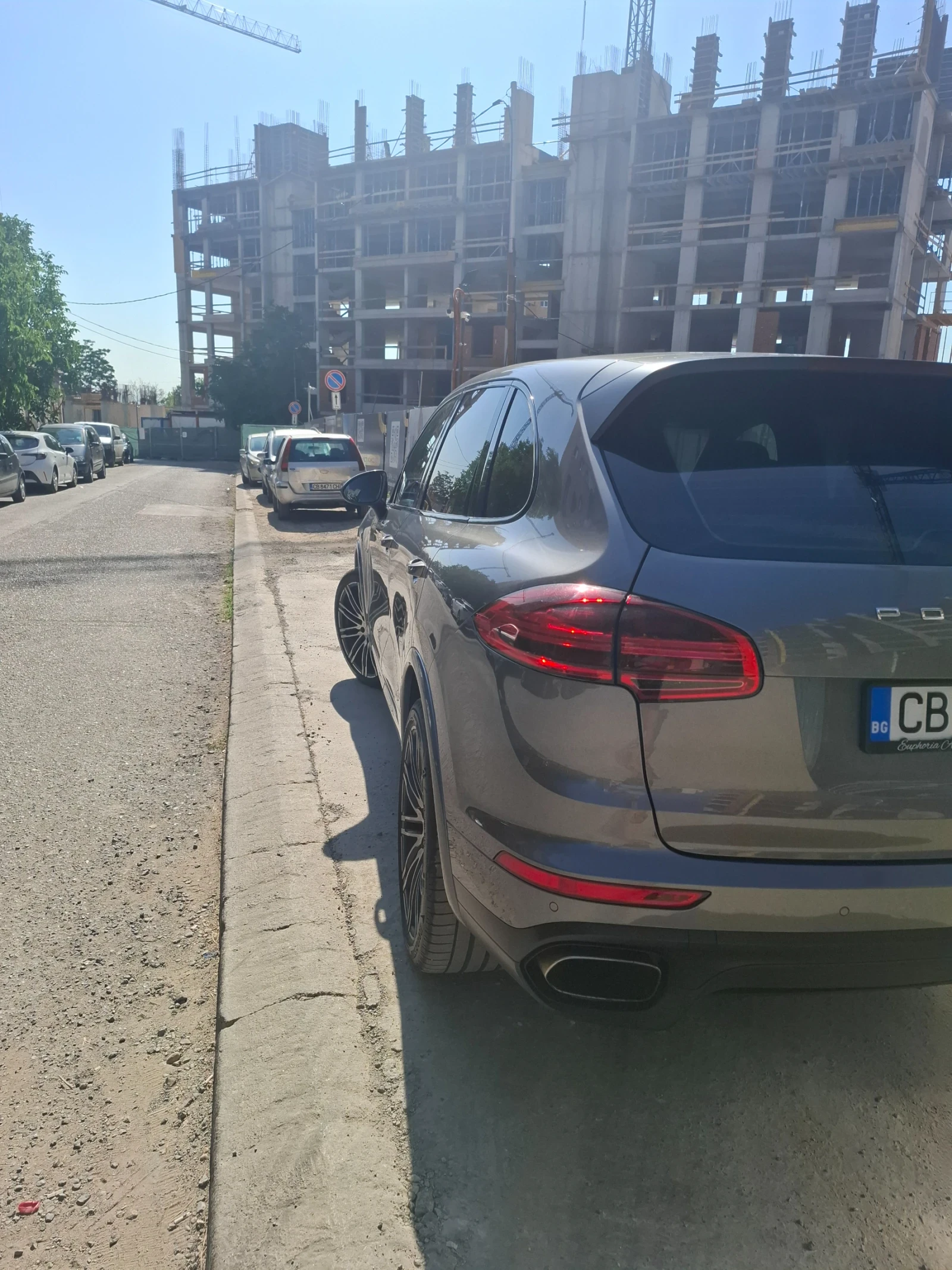 Porsche Cayenne  - изображение 8