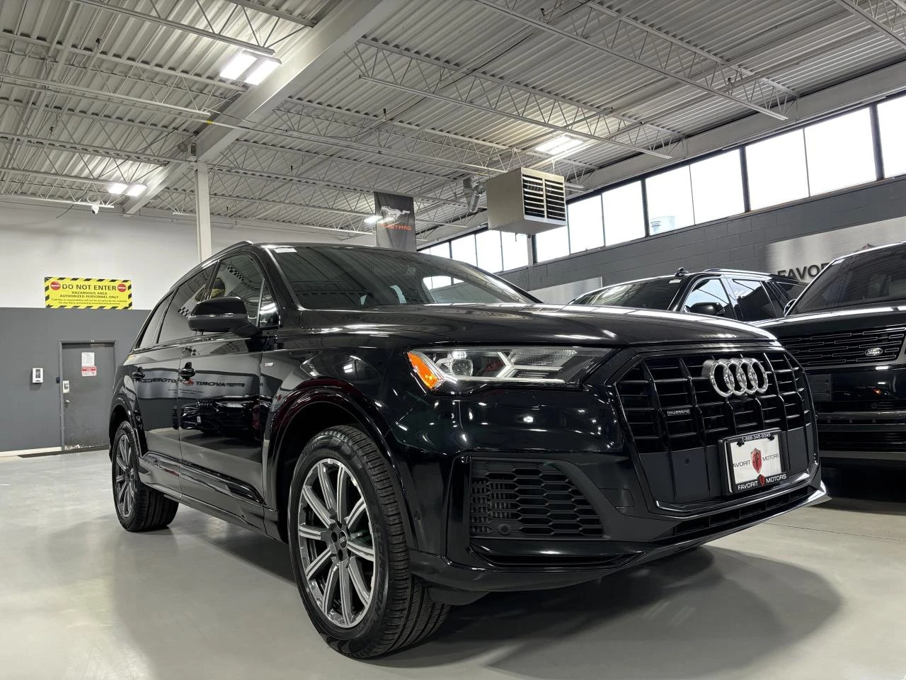 Audi Q7 PROGRESSIV* S-LINE* BLACK OPTIC* 360 KAM* PANO* 7М - изображение 2