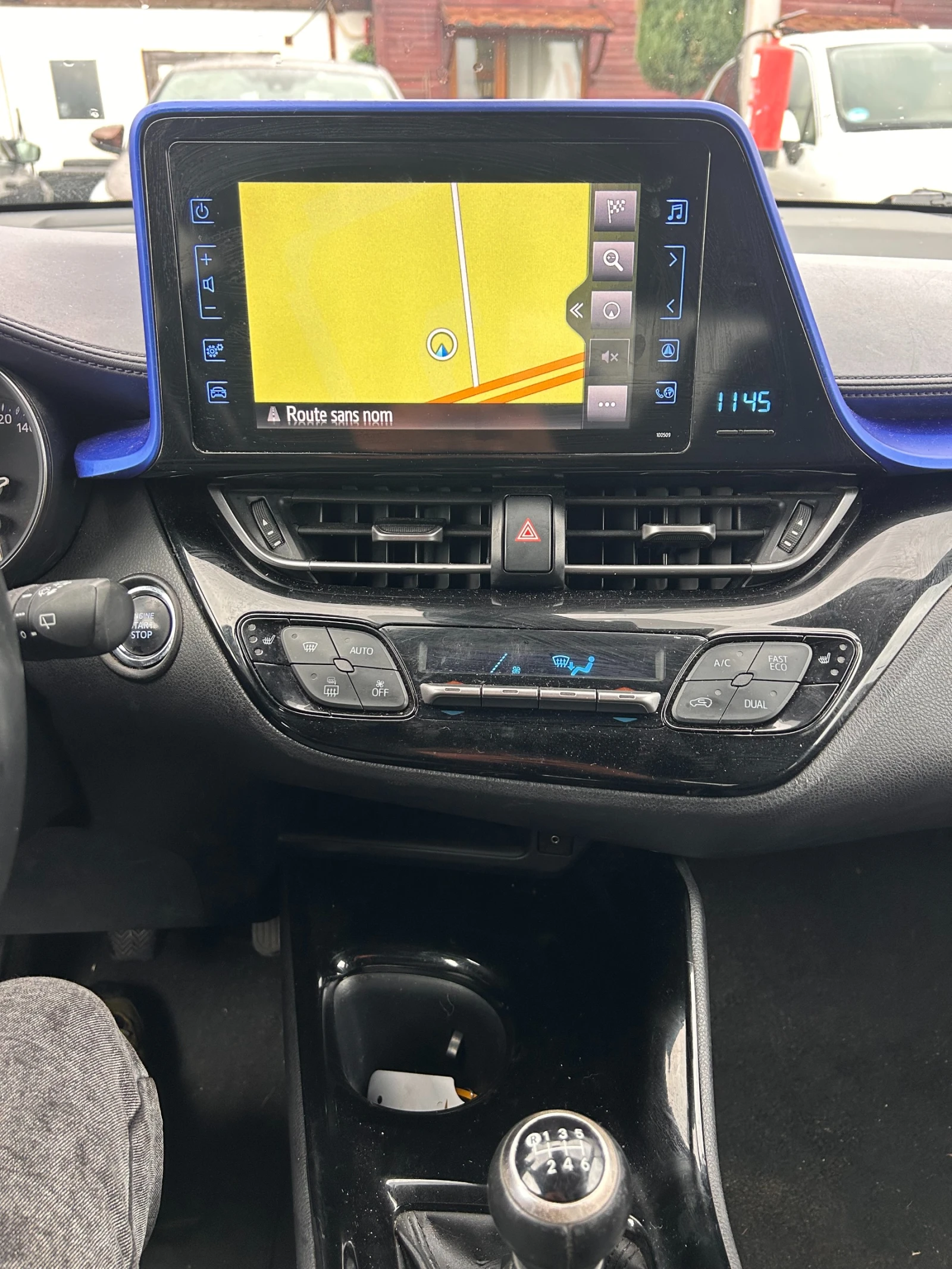 Toyota C-HR 1.2i NAVI/KAMERA EURO 6 | Mobile.bg � ����������� 12