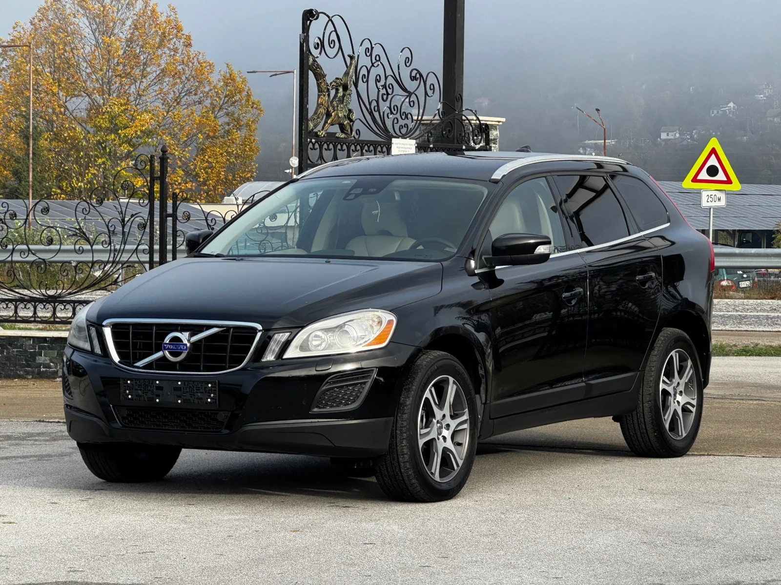 Volvo XC60 2.0D3   | Mobile.bg   1
