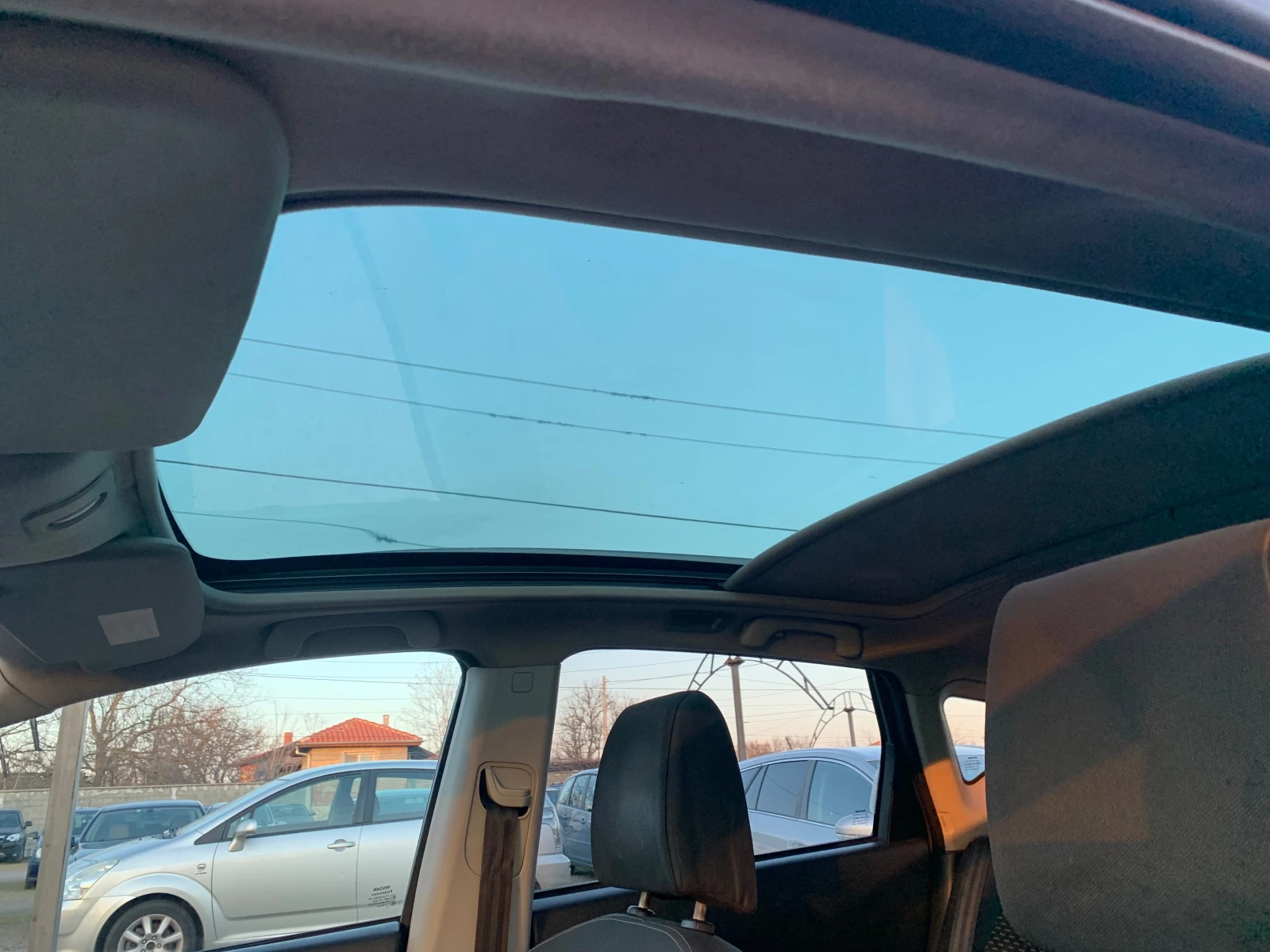 Nissan Qashqai 1.5dci N-tec, снимка 15 - Автомобили и джипове - 53839400