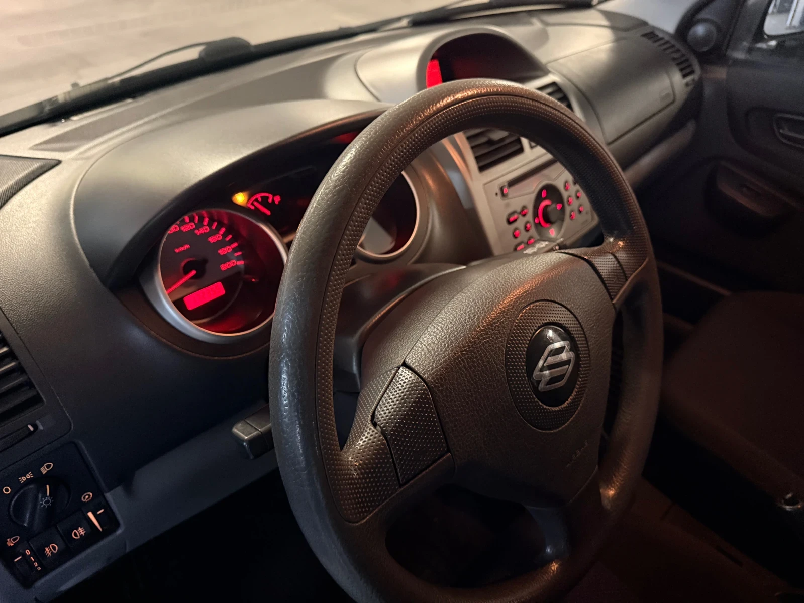 Suzuki Ignis 1.5i* 4x4* КЛИМА* БЕЗ РЪЖДА* ИТАЛИЯ* 2 КЛЮЧА* 1720, снимка 11 - Автомобили и джипове - 53941080