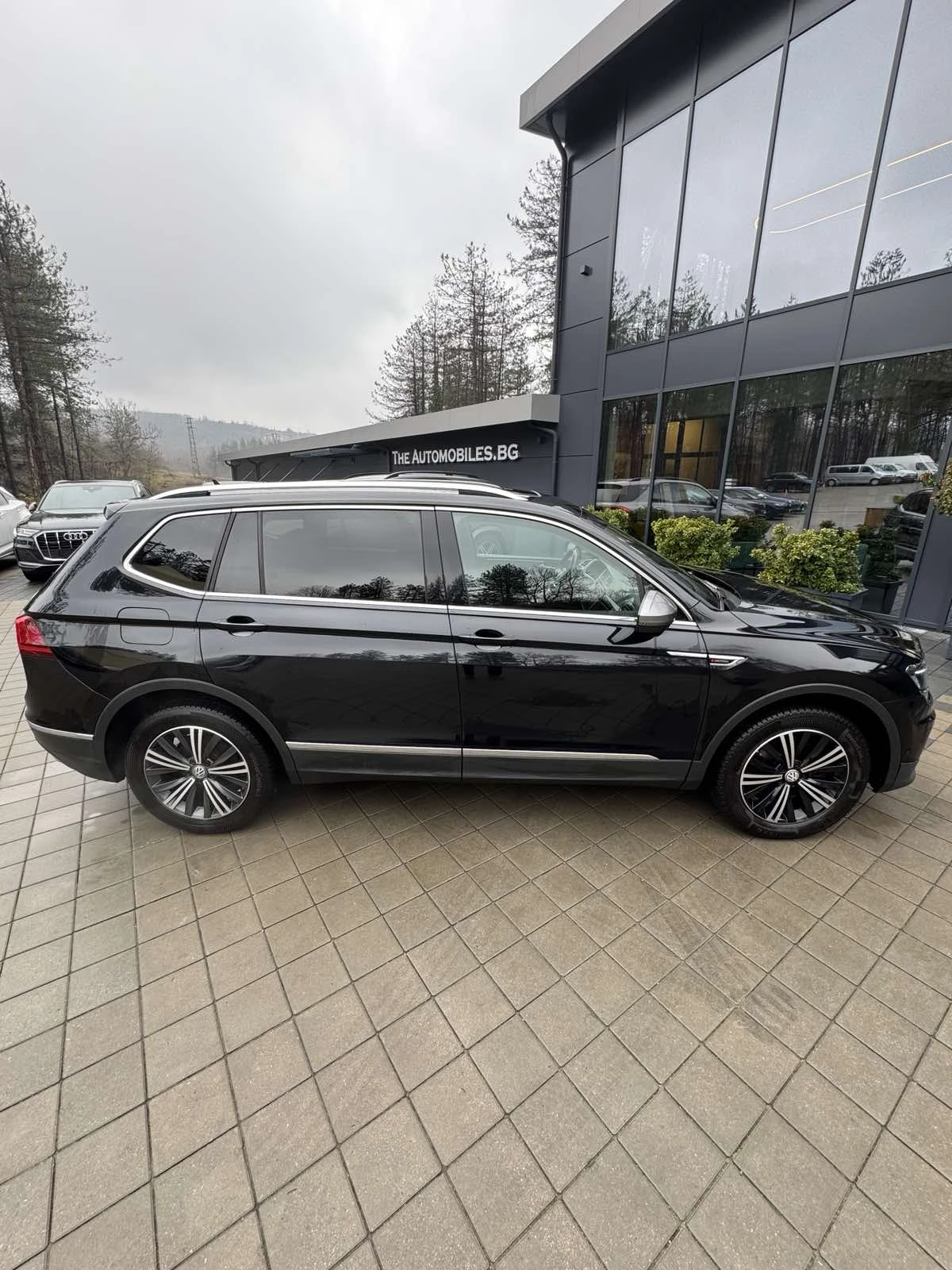 VW Tiguan Allspace 4 MOTION, снимка 8 - Автомобили и джипове - 53986636