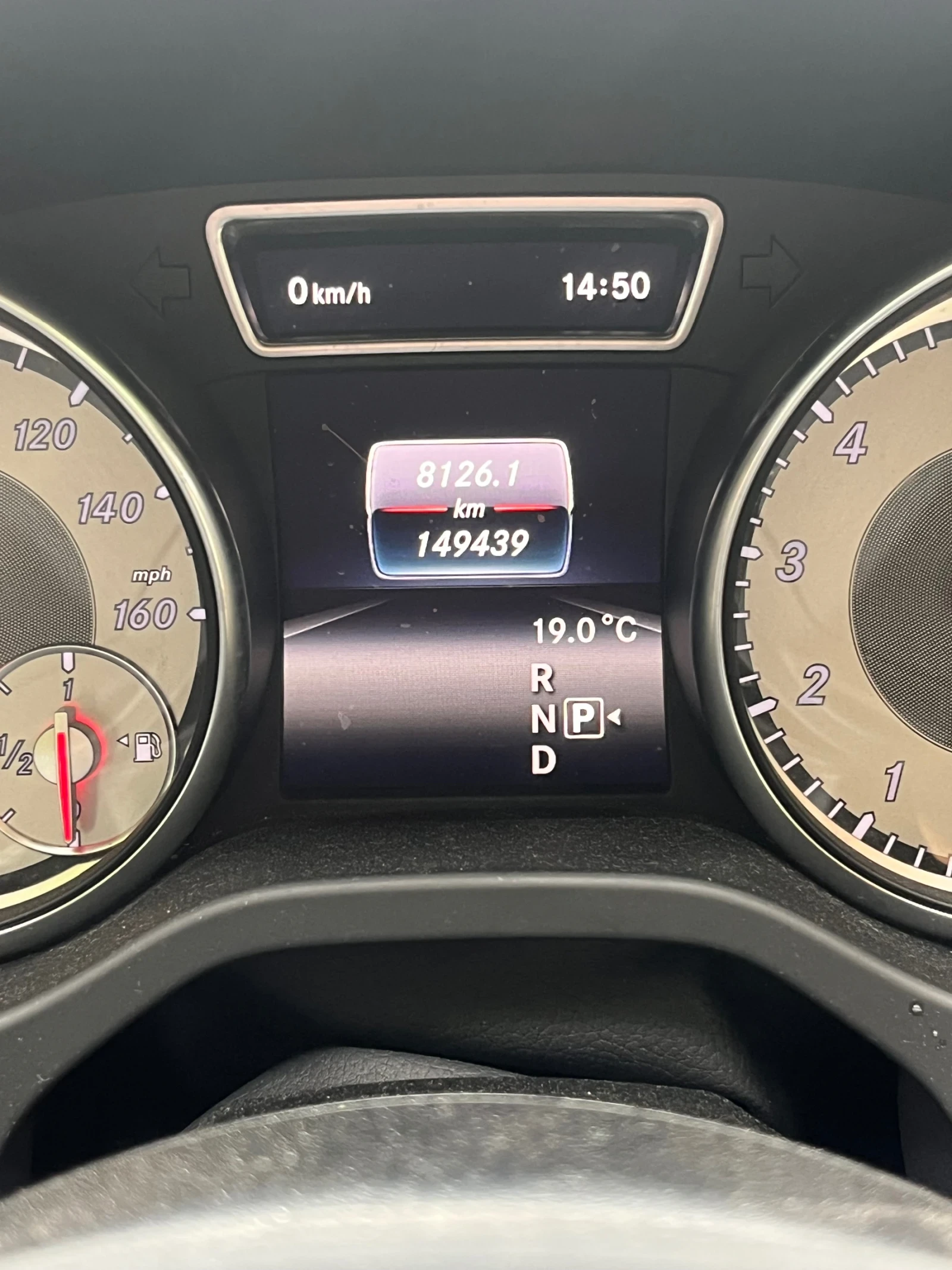 Mercedes-Benz GLA 250 Harman Kardon, снимка 11 - Автомобили и джипове - 54456451