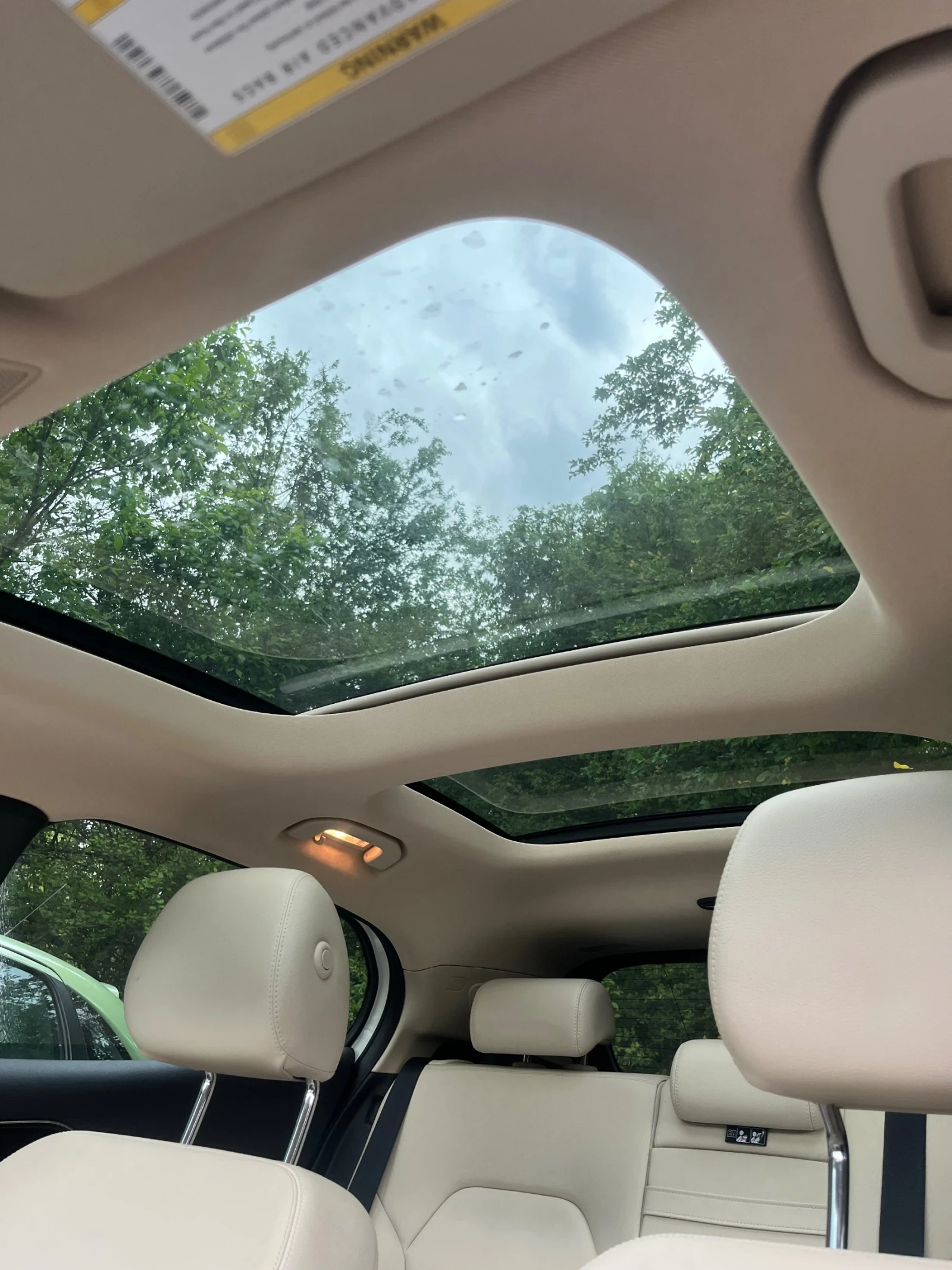 Mercedes-Benz GLA 250 Harman Kardon, снимка 6 - Автомобили и джипове - 54456451