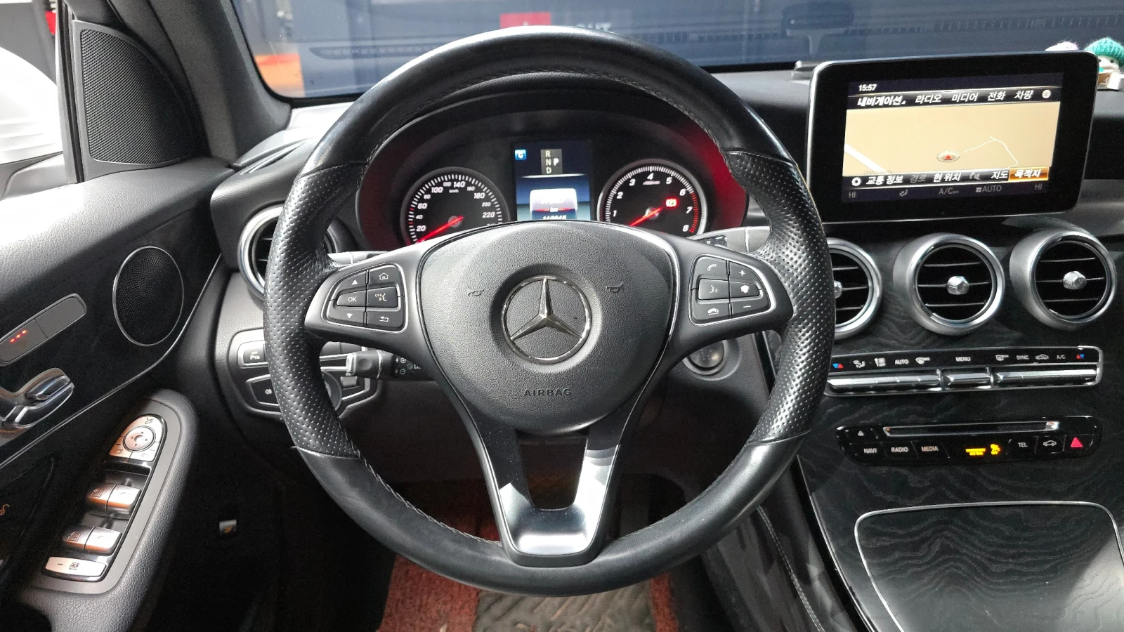 Mercedes-Benz GLC 300 КУПЕ| 360| ПОДГРЕВ, снимка 10 - Автомобили и джипове - 54621252