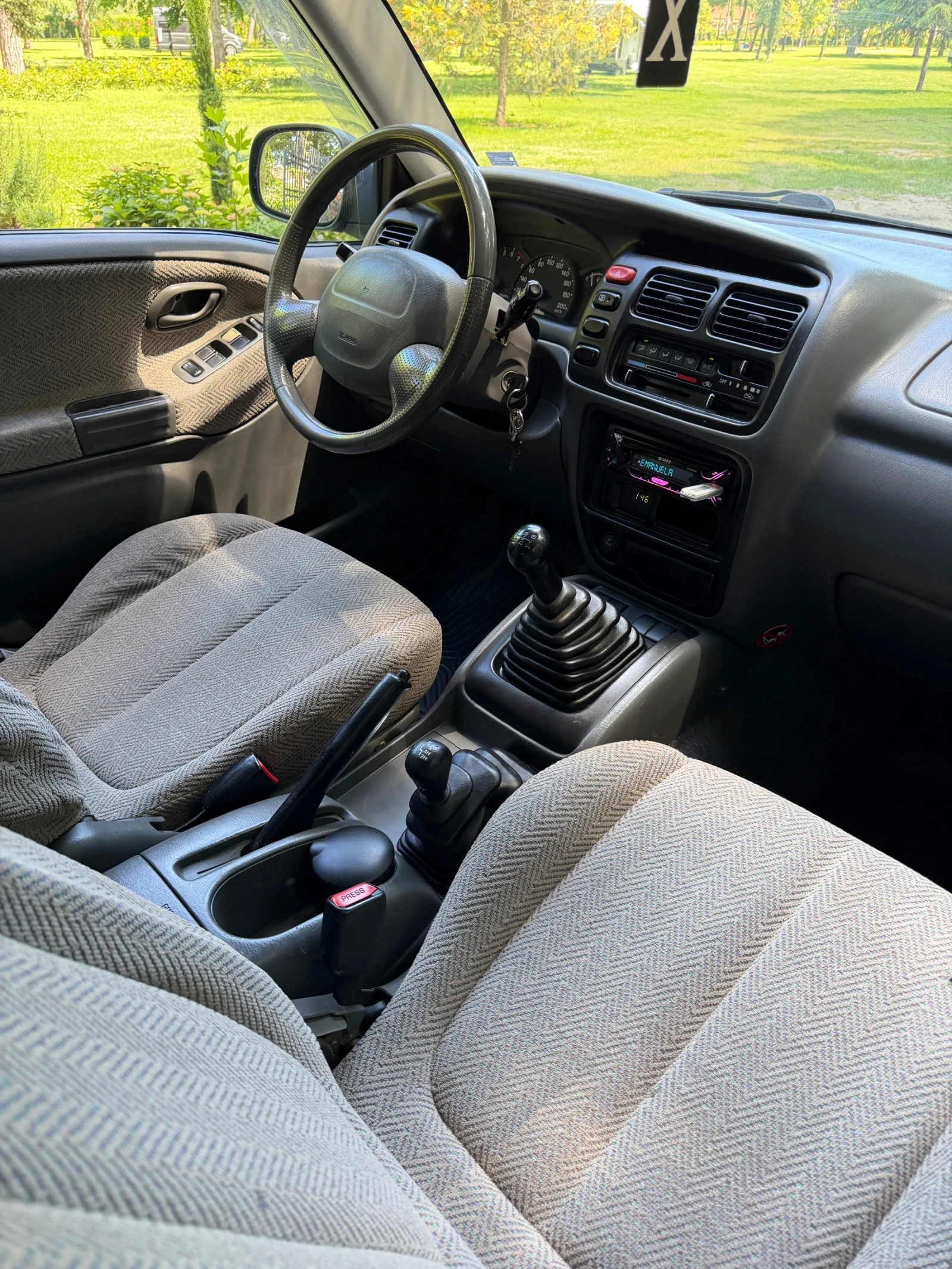 Suzuki Grand vitara 2.5 GAZ, снимка 9 - Автомобили и джипове - 54922978