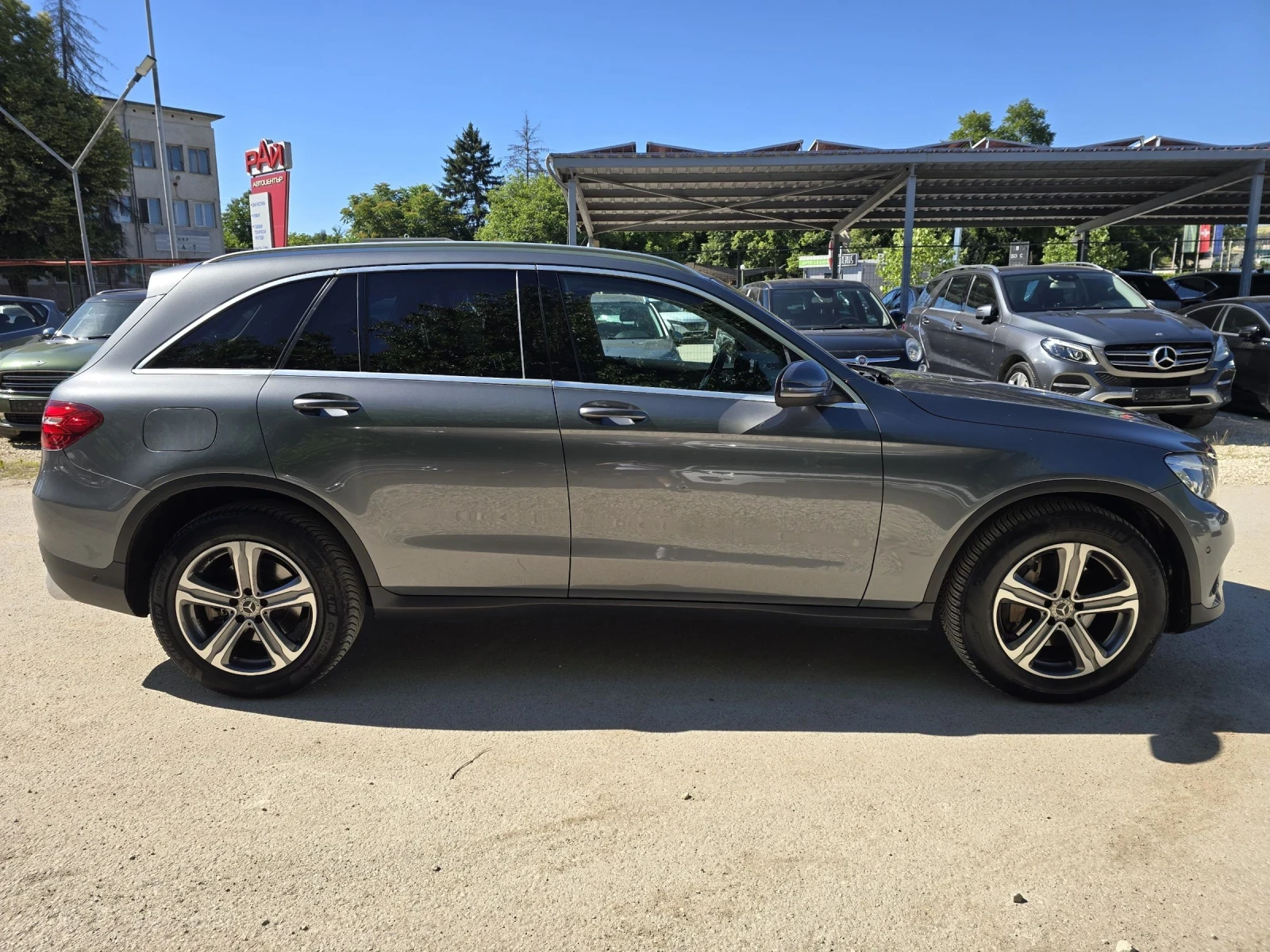 Mercedes-Benz GLC 250 D 204к.с Sport 4MATIC Premium Burmester , снимка 8 - Автомобили и джипове - 54932567