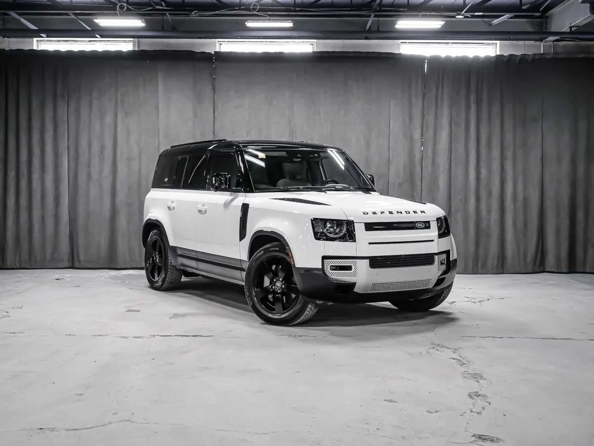 Land Rover Defender * * CARFAX * * АВТО КРЕДИТ * * , снимка 2 - Автомобили и джипове - 54970817