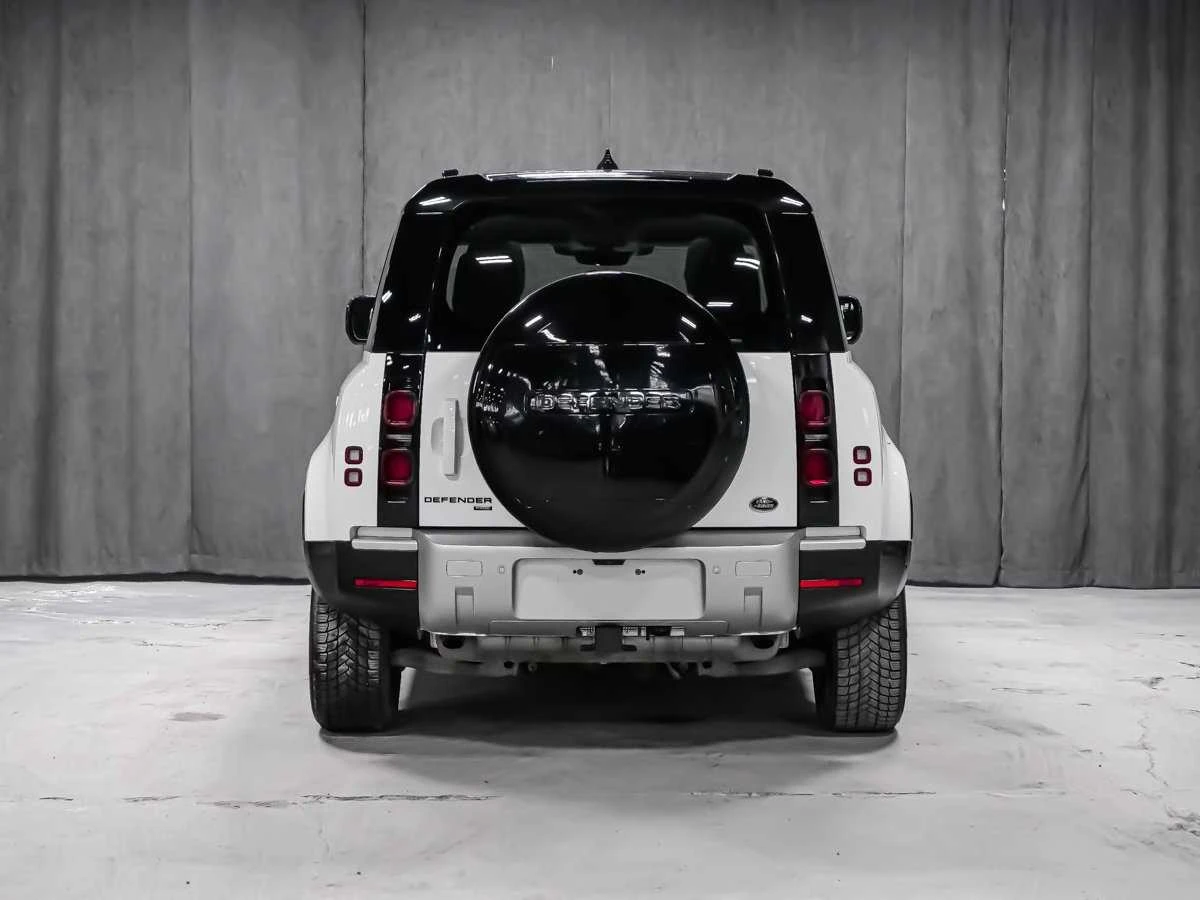 Land Rover Defender * * CARFAX * * АВТО КРЕДИТ * * , снимка 4 - Автомобили и джипове - 54970817