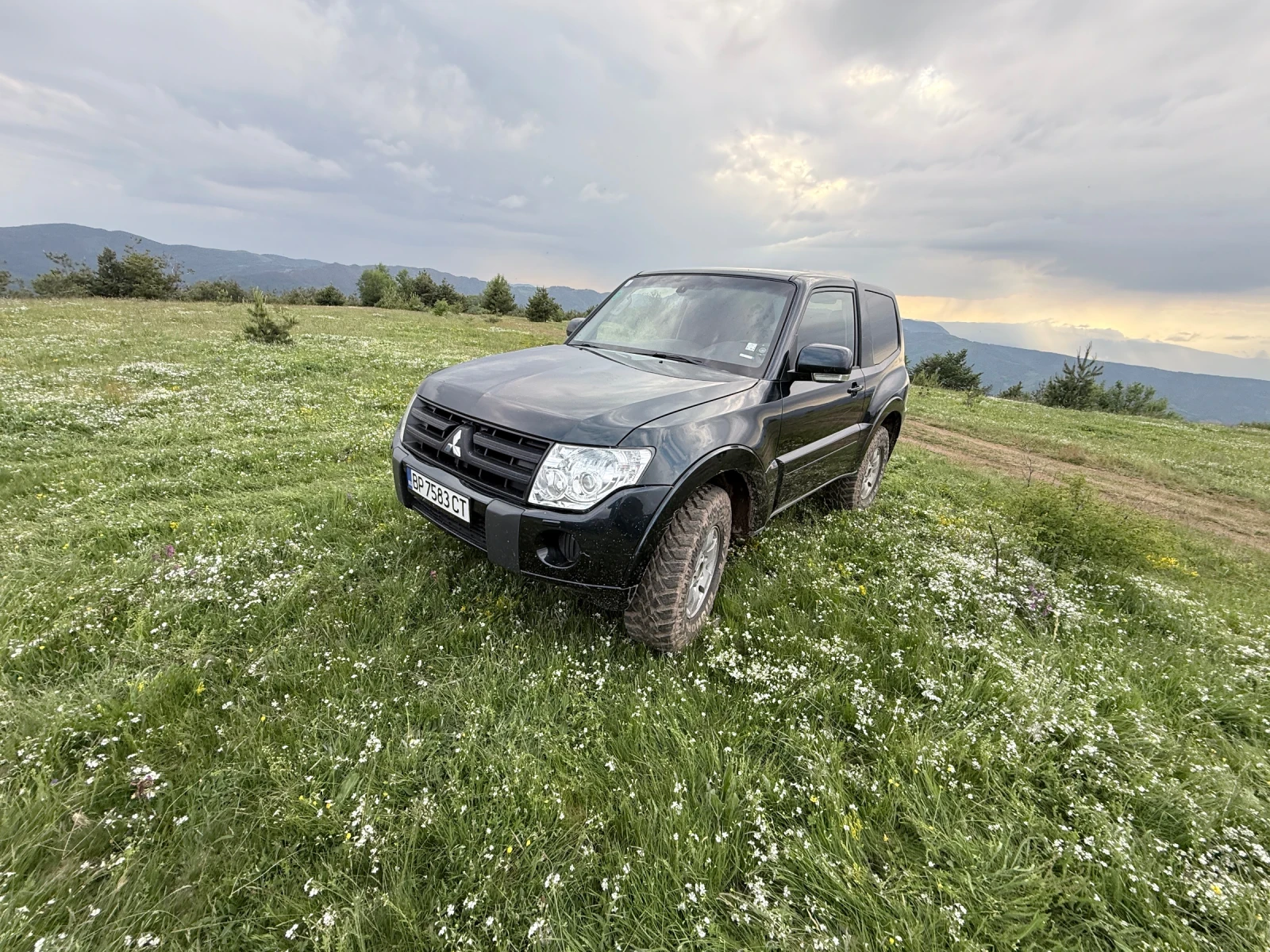 Mitsubishi Pajero 3.2 DID, снимка 8 - Автомобили и джипове - 55469494