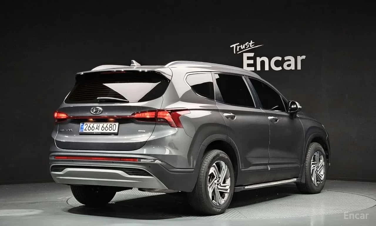 Hyundai Santa fe Diesel 2.2 4WD, снимка 2 - Автомобили и джипове - 55749621
