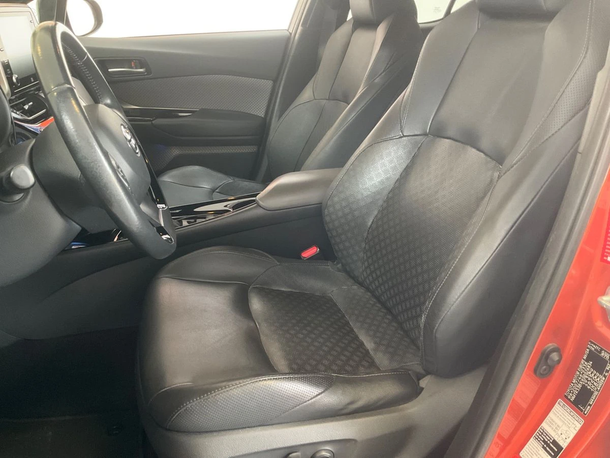 Toyota C-HR ОЧАКВАН ВНОС/Toyota C-HR 2.0 184ks Hybrid Premiere, снимка 11 - Автомобили и джипове - 55907866