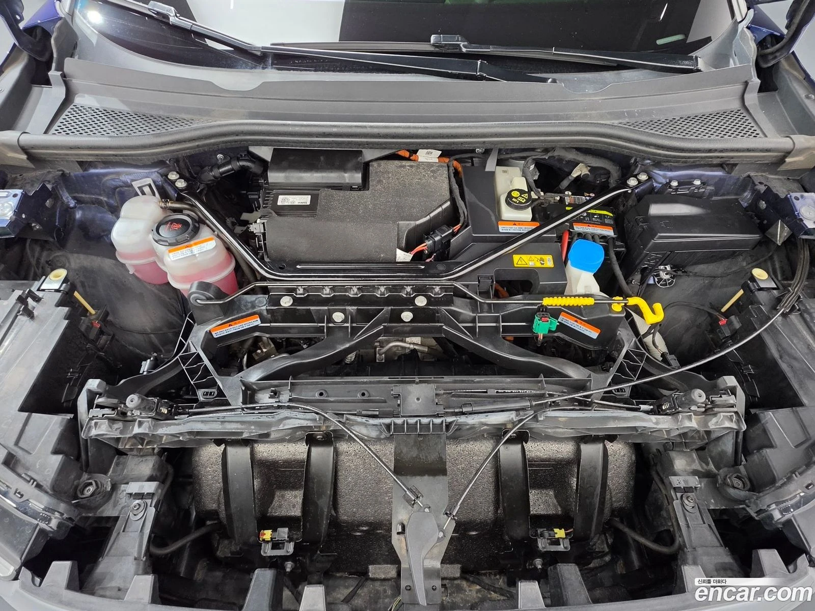 Audi Q4 40, снимка 6 - Автомобили и джипове - 56378791