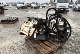 Асфалтополагаща машина Друга марка SIMEX PL4520 фреза за асфалт, снимка 1