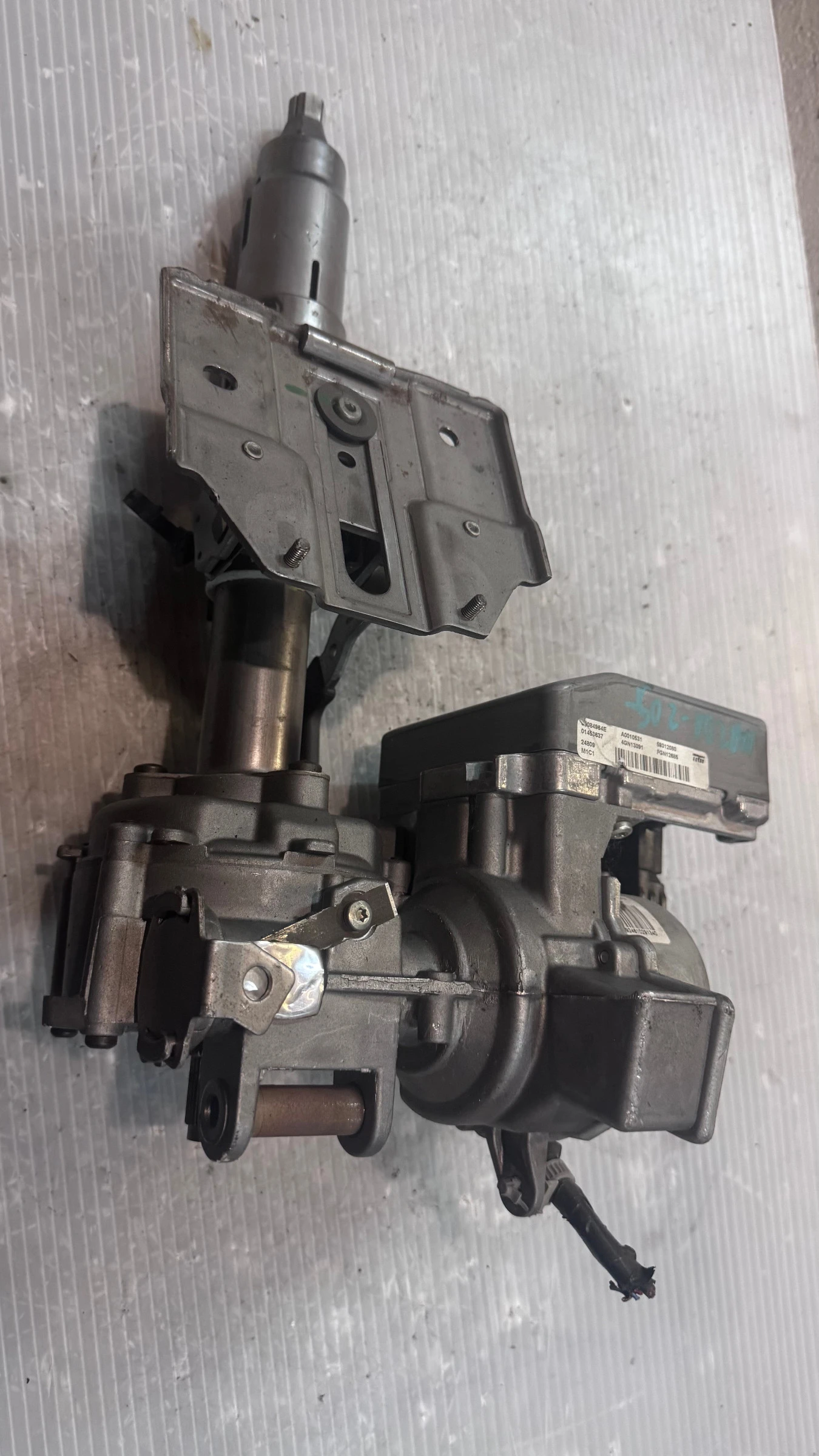    /       Mazda 2 - A0010531 / 4GN13091 / 59312080 /  F | Mobile.bg   2