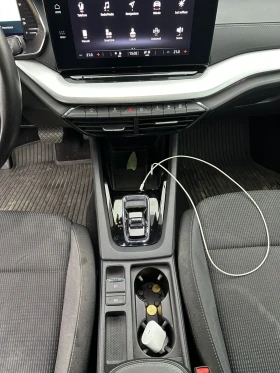 Skoda Octavia 2.0TDI DSG7* ТОП ЦЕНА* , снимка 11