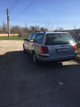 VW Passat Комби, снимка 8