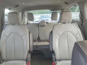Chrysler Pacifica 3.6l Touring L Plus, снимка 10