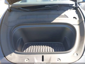 Tesla Model Y AWD/LONG RANGE DUAL MOTOR ALL-WHEEL DRIVE, снимка 3