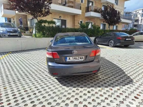 Toyota Avensis 1.8i Бензин/Газ, снимка 2