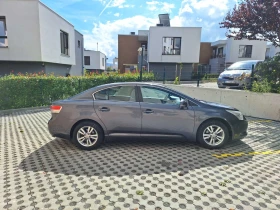 Toyota Avensis 1.8i Бензин/Газ, снимка 5