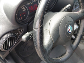 Alfa Romeo 147 1.6i-Има видеоклип към обявата!, снимка 10 - Автомобили и джипове - 45874558