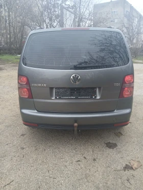 VW Touran - 3770 € / 7373.48 лв. - 38644399 4