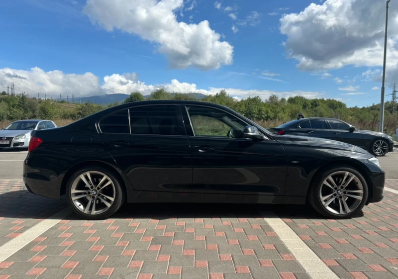 BMW 320 d Sport, Shadow line, Head Up, Automatic, Keyless , снимка 6 - Автомобили и джипове - 46592329