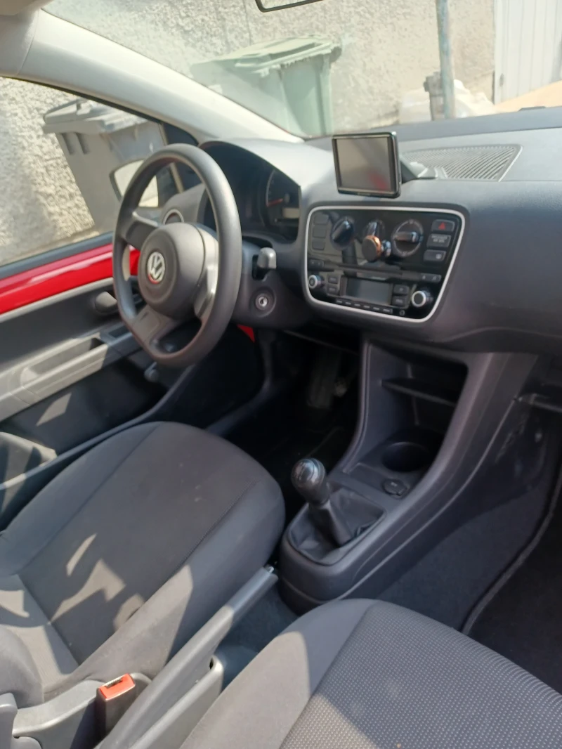 VW Up euro5, навигация, снимка 2 - Автомобили и джипове - 47394277