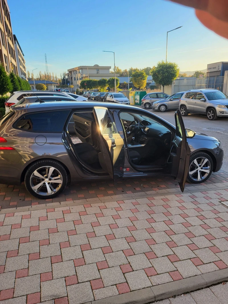 Peugeot 308 2.0 Blue HDI, снимка 8 - Автомобили и джипове - 47765229