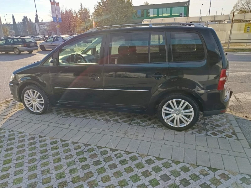 VW Touran 2.0кб 140кс 8 клапана DSG-автомат, снимка 8 - Автомобили и джипове - 48348522