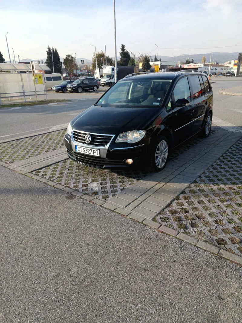 VW Touran 2.0кб 140кс 8 клапана DSG-автомат, снимка 1 - Автомобили и джипове - 48348522