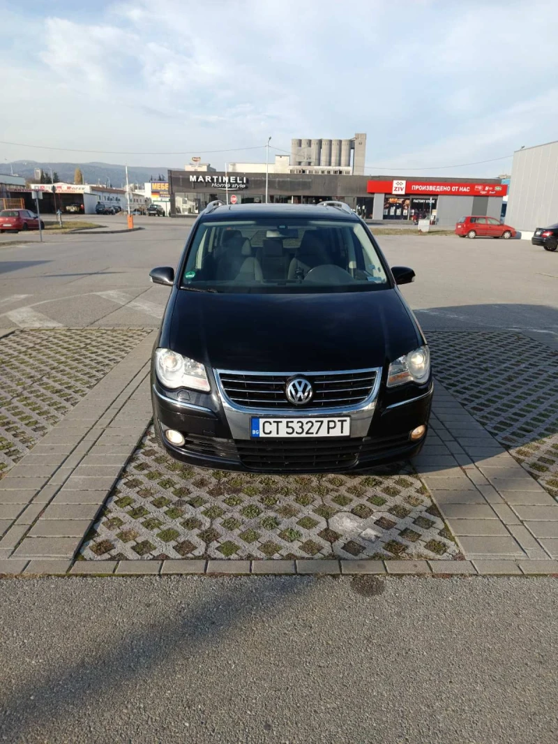 VW Touran 2.0кб 140кс 8 клапана DSG-автомат, снимка 7 - Автомобили и джипове - 48348522