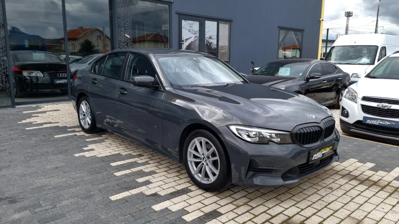 BMW 320 X-drive * * ПЪЛНА ГАРАНЦИЯ!!!, снимка 2 - Автомобили и джипове - 50043296