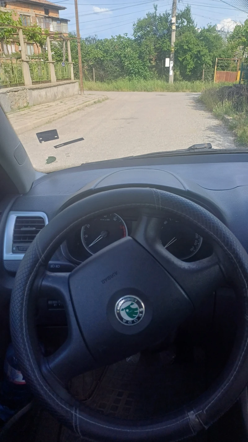 Skoda Roomster, снимка 5 - Автомобили и джипове - 52569198