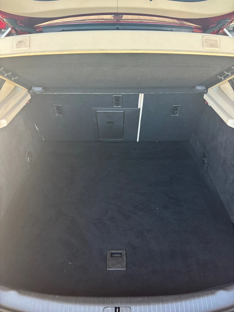 Opel Insignia 2.0i, 4x4, 220ks.unikat, снимка 12 - Автомобили и джипове - 51821573