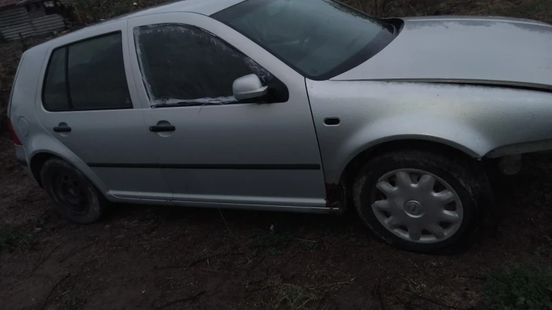 VW Golf 1.4, снимка 3 - Автомобили и джипове - 52970305