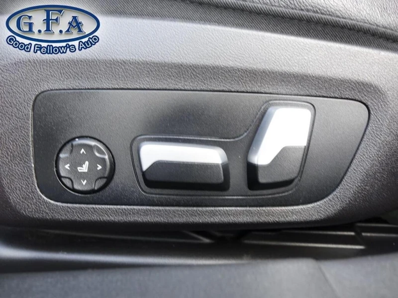 BMW 330 * PREMIUM* CARFAX * ЦЕНА ДО БЪЛГАРИЯ, снимка 10 - Автомобили и джипове - 52968887