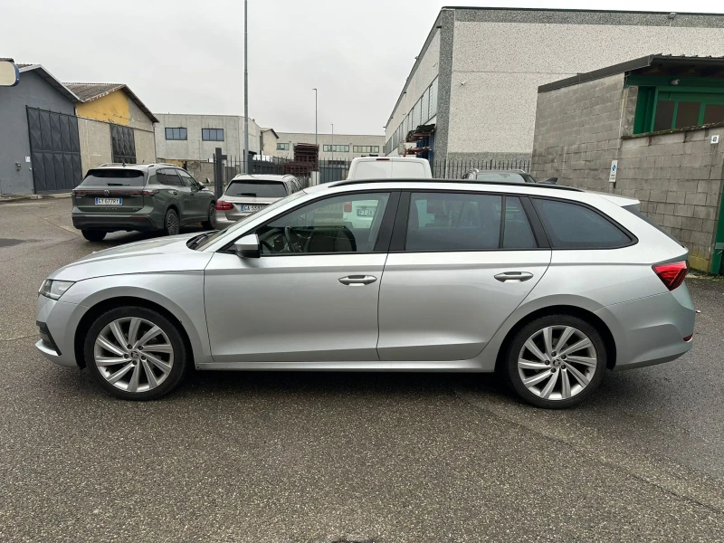 Skoda Octavia 2.0TDI DSG7* ТОП ЦЕНА* , снимка 2 - Автомобили и джипове - 53062179