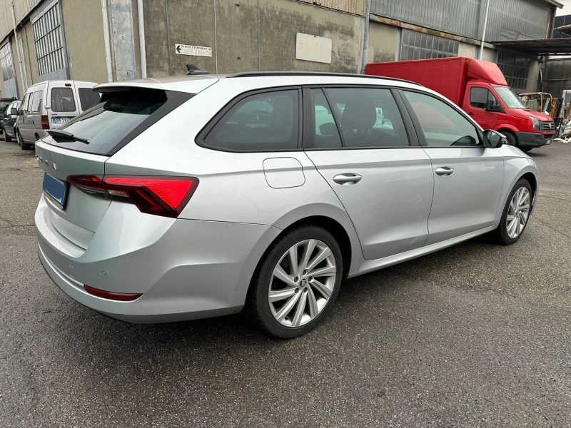 Skoda Octavia 2.0TDI DSG7* ТОП ЦЕНА* , снимка 5 - Автомобили и джипове - 53062179