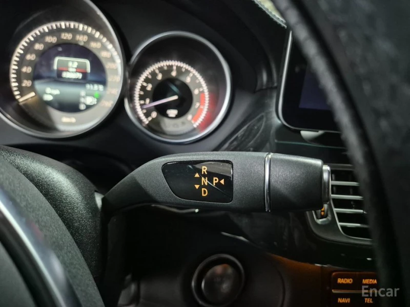 Mercedes-Benz CLS 400, снимка 9 - Автомобили и джипове - 53138662