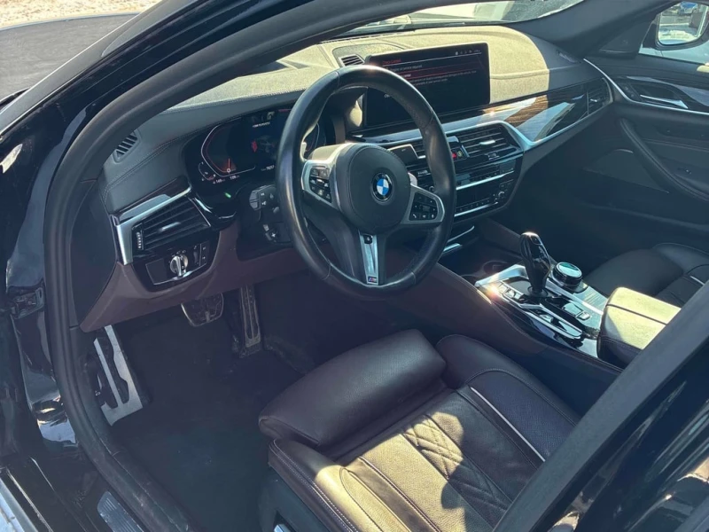 BMW 550 * M550i xDrive * CARFAX * ЦЕНА ДО БГ, снимка 7 - Автомобили и джипове - 53355495
