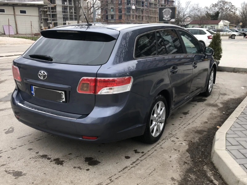 Toyota Avensis, снимка 5 - Автомобили и джипове - 53566196