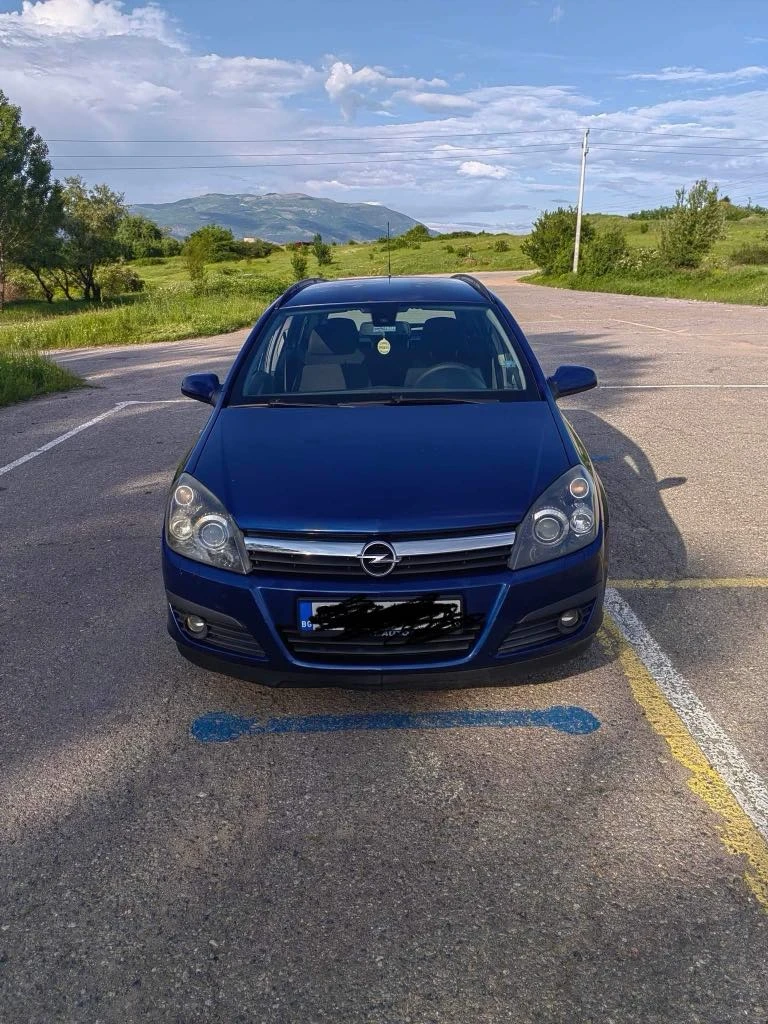 Opel Astra, снимка 1 - Автомобили и джипове - 47736405